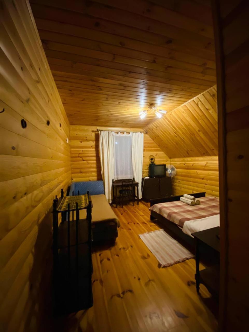 Penzion Садиба Орисин Явір Orysyn Yavir Sviťaz Exteriér fotografie